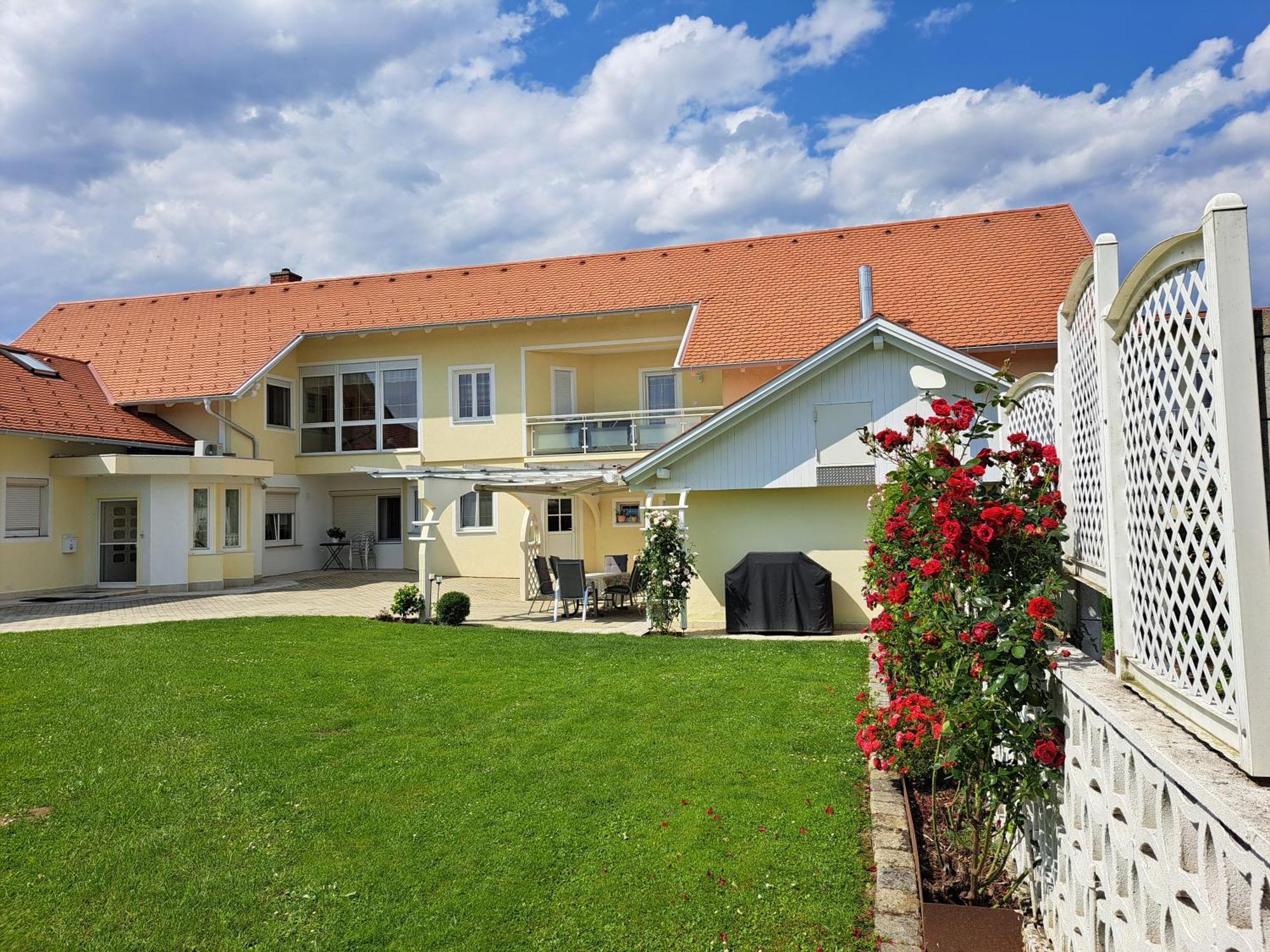 Appartement Schober Kukmirn Dış mekan fotoğraf